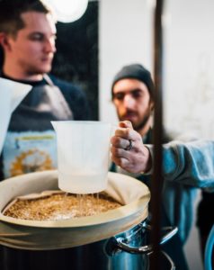 creer-atelier-biere-paris-min